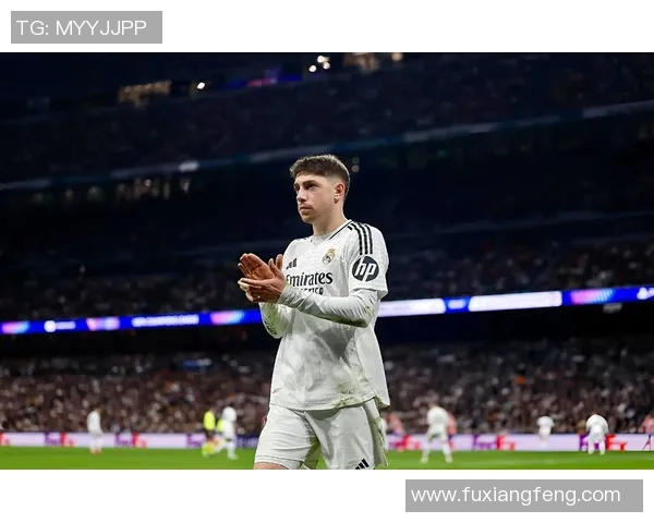 德英法足球明星齐聚一堂探讨足球魅力与未来发展之路 德英法足球明星齐聚一堂探讨足球魅力与未来发展之路