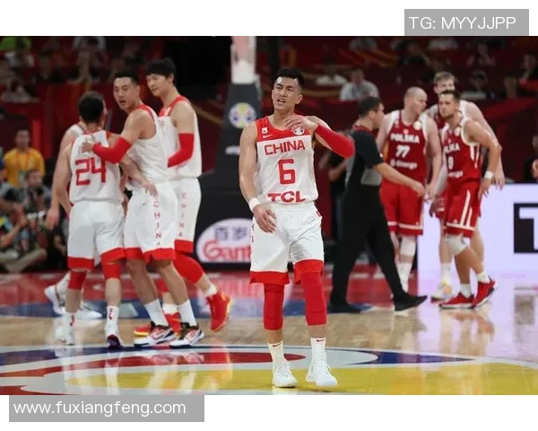 南京篮球队在邀请赛中以76分稳居积分榜首位展现强劲实力